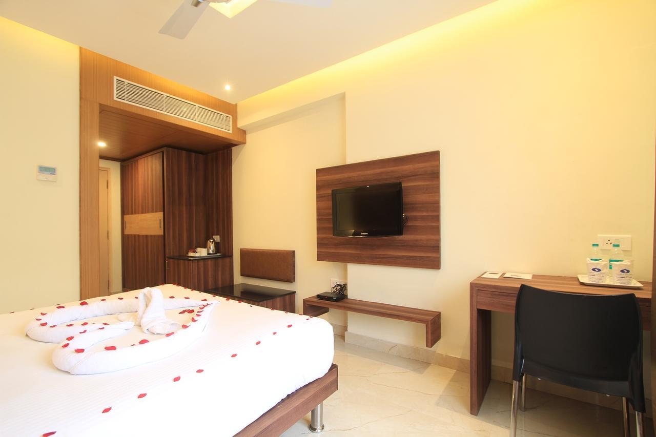 สันเทศ ไพรด์ Hotel ไมซอร์ ภายนอก รูปภาพ